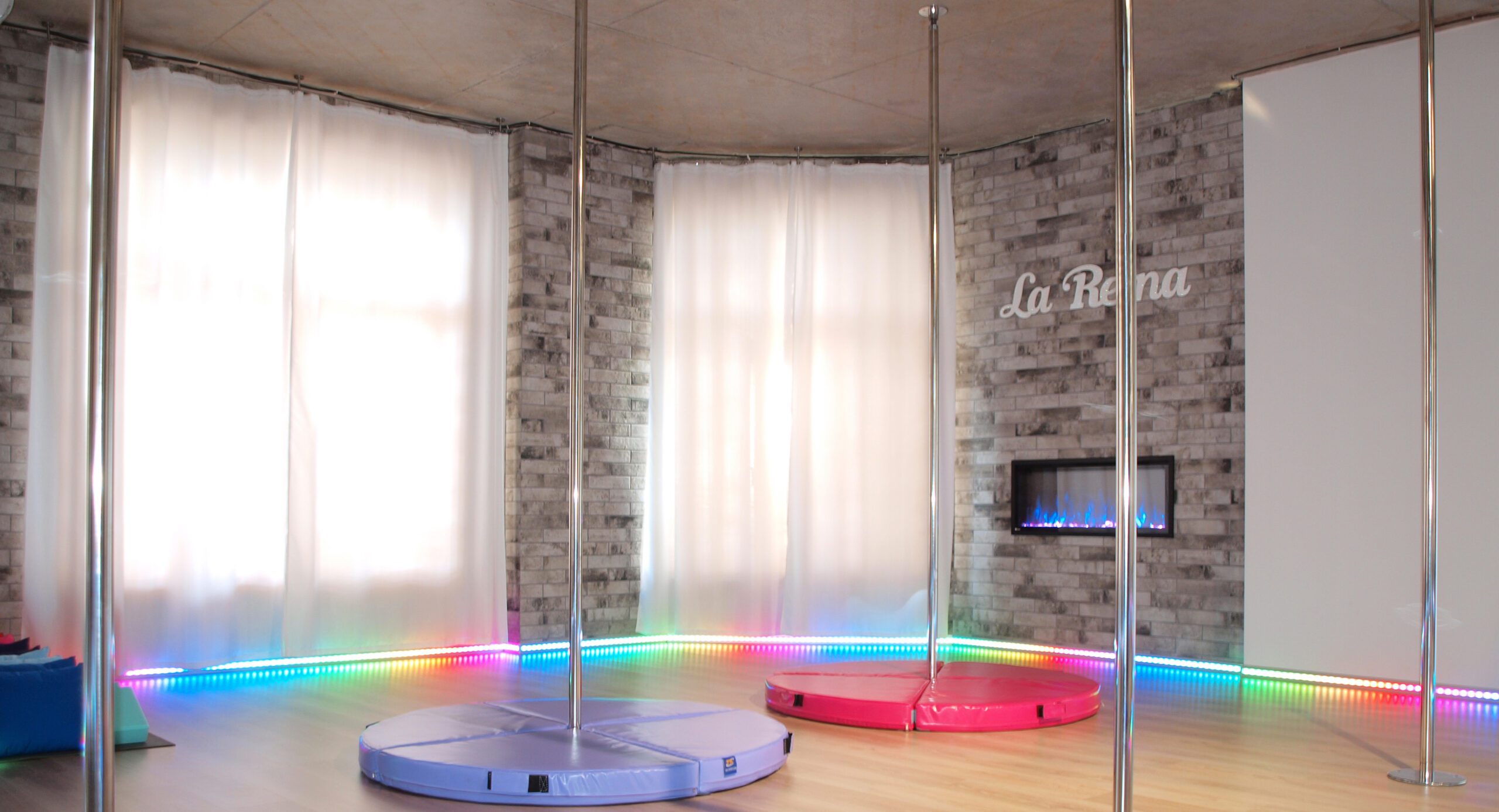 -17.01.24-1-scaled-1 La Reina полденс Львів